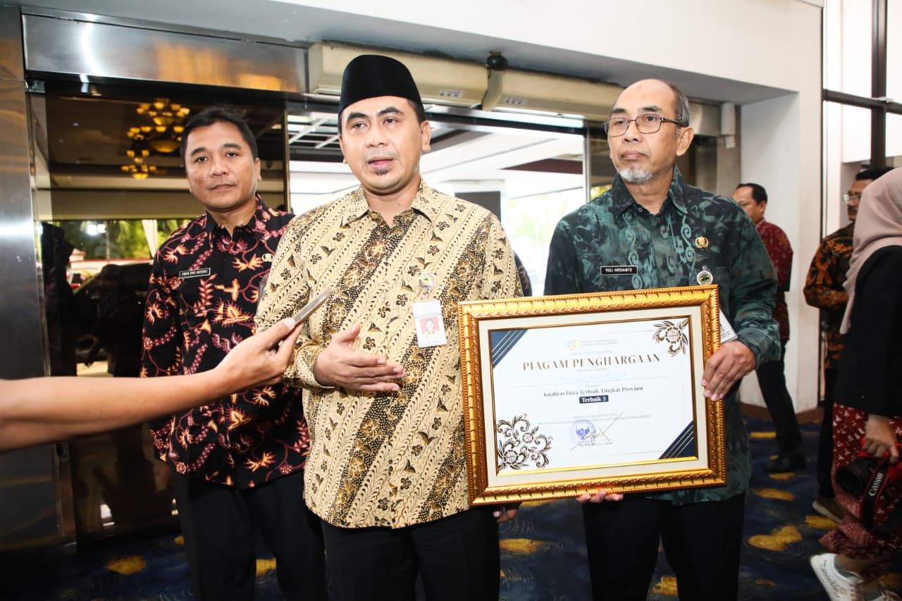 Selamat! Pemprov Jateng Raih Penghargaan dari Kemendukbangga untuk Kualitas Data Terbaik  