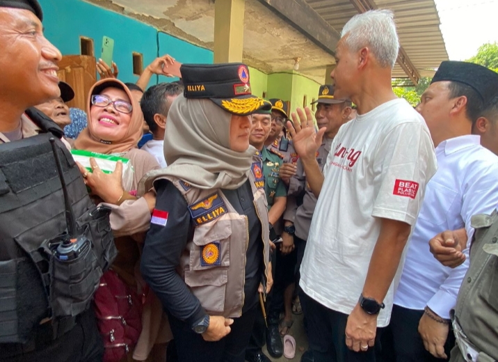Gubernur Jateng Tinjau Rumah Korban Gempa Bantul di Kabupaten Tegal