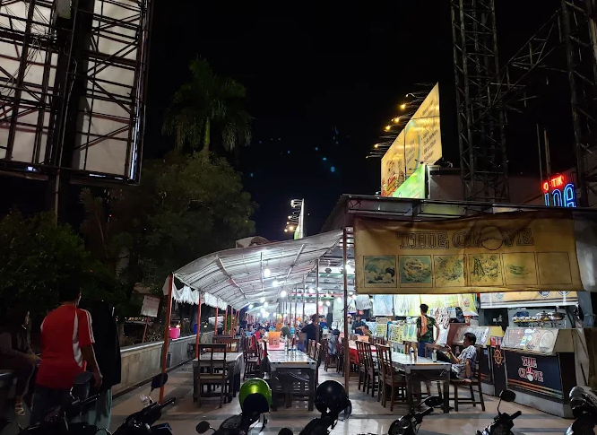 7 Kuliner Malam di Semarang, Rekomendasi, Harga, dan Menu Wajib Coba