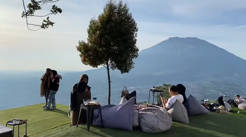 5 Destinasi Wisata Romantis di Magelang Buat Honeymoon yang Berkesan