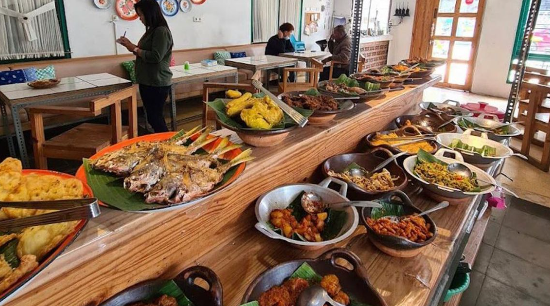 Tempat Sarapan Enak di Sleman yang Tiap Pagi Pasti Ramai Pengunjung