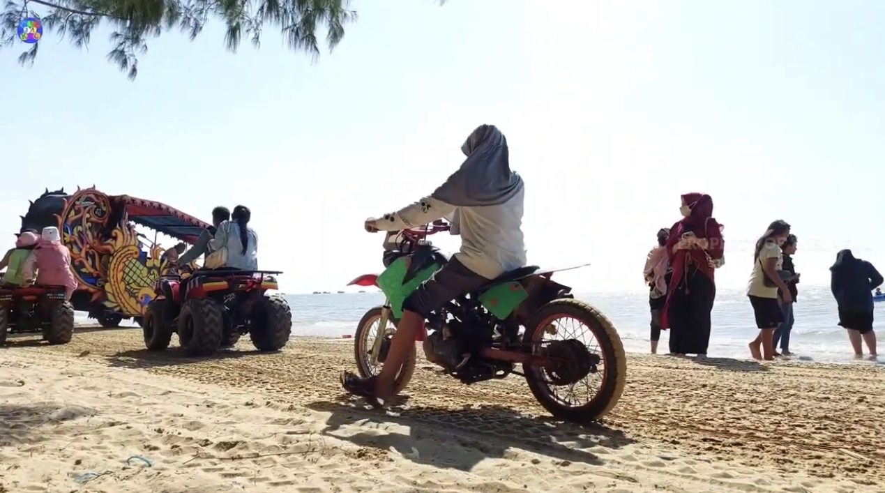 Pantai Karang Jahe Rembang: Surga Tersembunyi dengan Hutan Cemara yang Bikin Betah