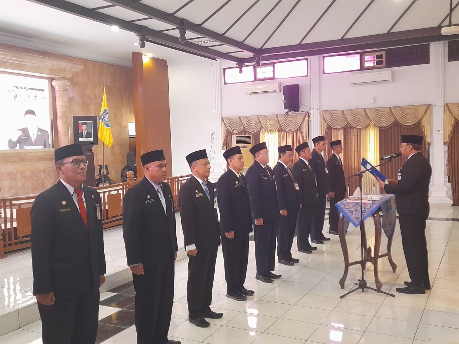 Lantik 10 Pejabat di Tegal, Wali Kota Dedy Yon Tekankan Hal Ini