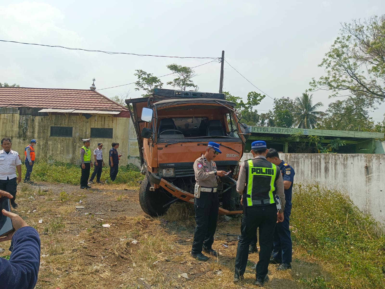 Polisi Gelar Ramp Check Selidiki Kasus Kecelakaan Beruntun di Flyover Kretek Brebes