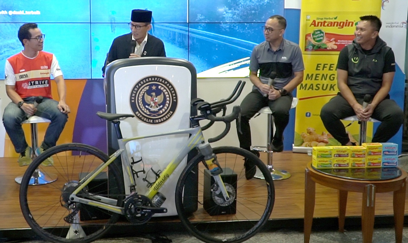 Takjub dengan Dzaki Wardana, Sandiaga Uno: Bersepeda di Amerika Hampir 7.000 Km Pakai Sepeda Indonesia