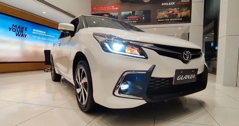 Dijual Rp130 Jutaan, Ini 5 Fitur Hiburan Toyota Glanza 2025