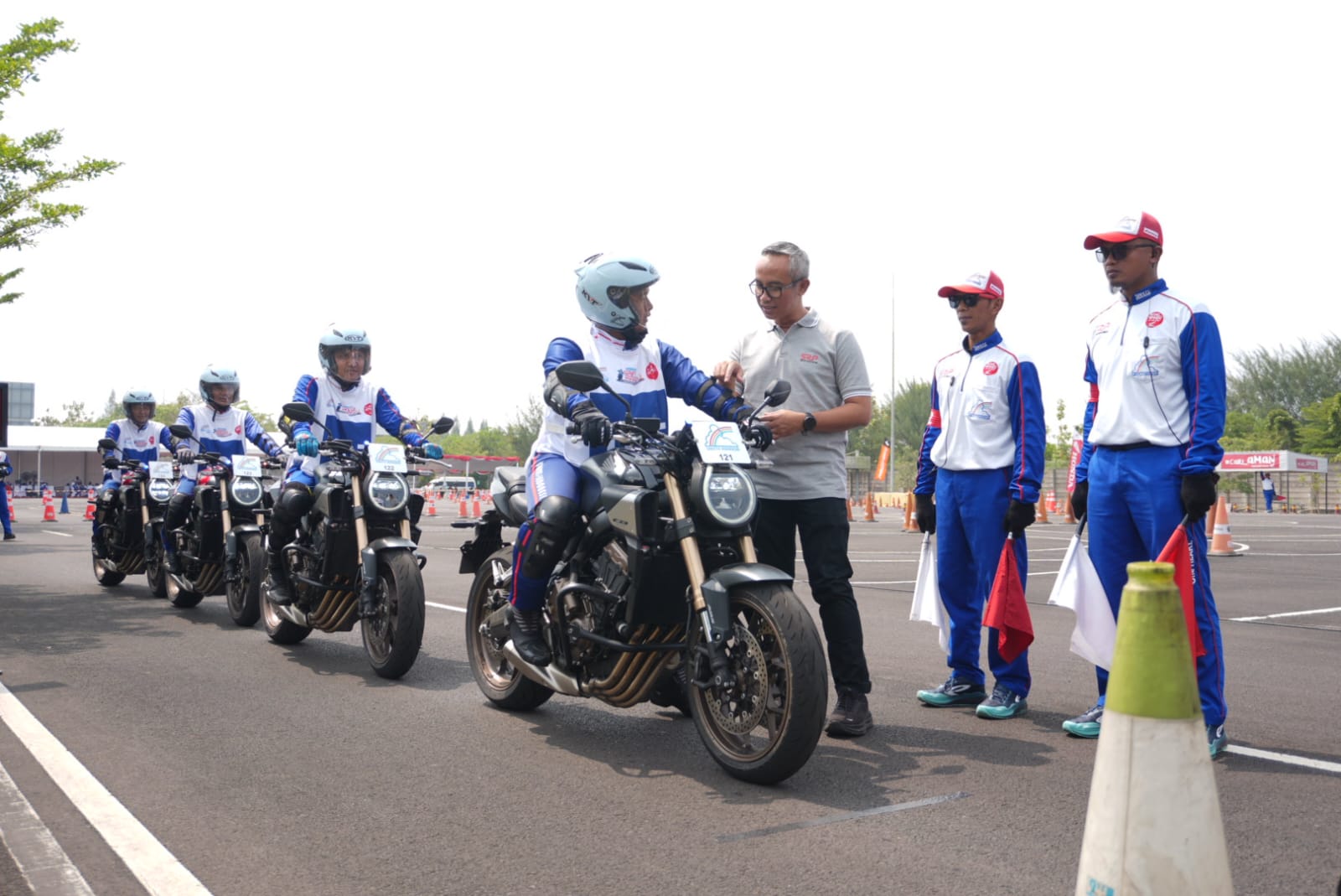 Cetak Agen Perubahan, Astra Honda Safety Riding Instructors Competition Sukses