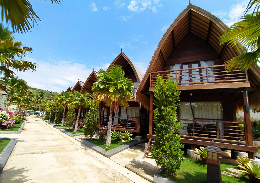 5 Resort Pinggir Pantai Karimunjawa Paling Romantis untuk Honeymoon