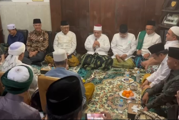 Ganjar Gus Mus dan Gus Baha Bahas Masa Depan Bangsa Bersama Masyayikhse-Indonesia