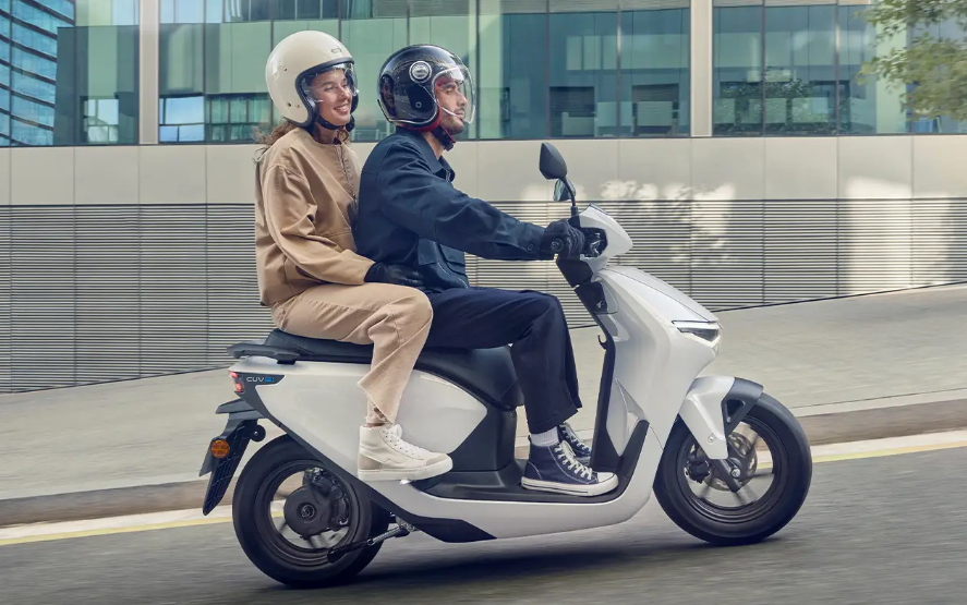 Apa Saja Motor Listrik Honda Paling Nyaman 2025? Pilihan Terbaik untuk Mobilitas Harian