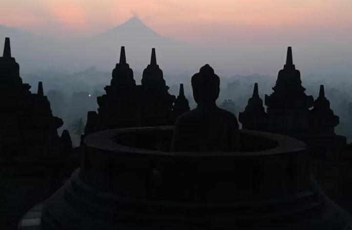 7 Wisata Religi Hits di Jawa Tengah Ikonik Sepanjang Masa