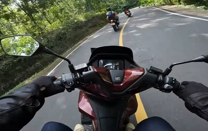 9 Kebiasaan Pengendara Honda PCX 160 yang Bikin Super Hemat BBM, Banyak yang Belum Tahu!