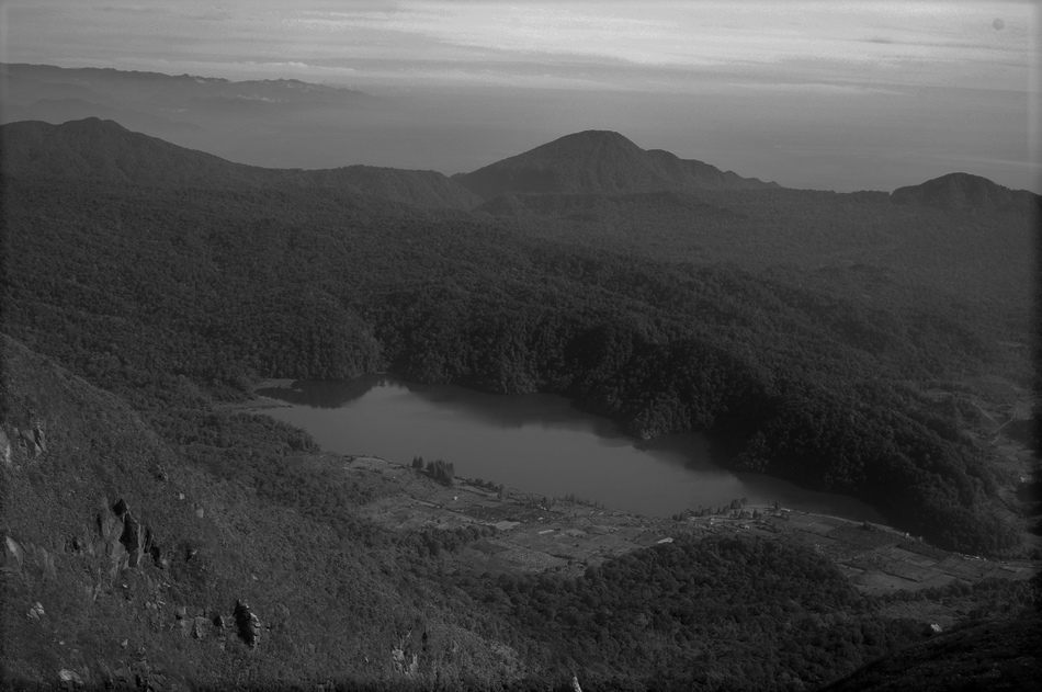 Seramnya Makhluk Gaib di Danau Lau Kawar: Ada Larangan yang Tak Boleh Diabaikan!