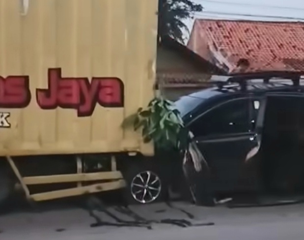 Laka Lantas di Jalur Pantura Sidorejo Comal Pemalang, Dua Kendaraan Terlibat