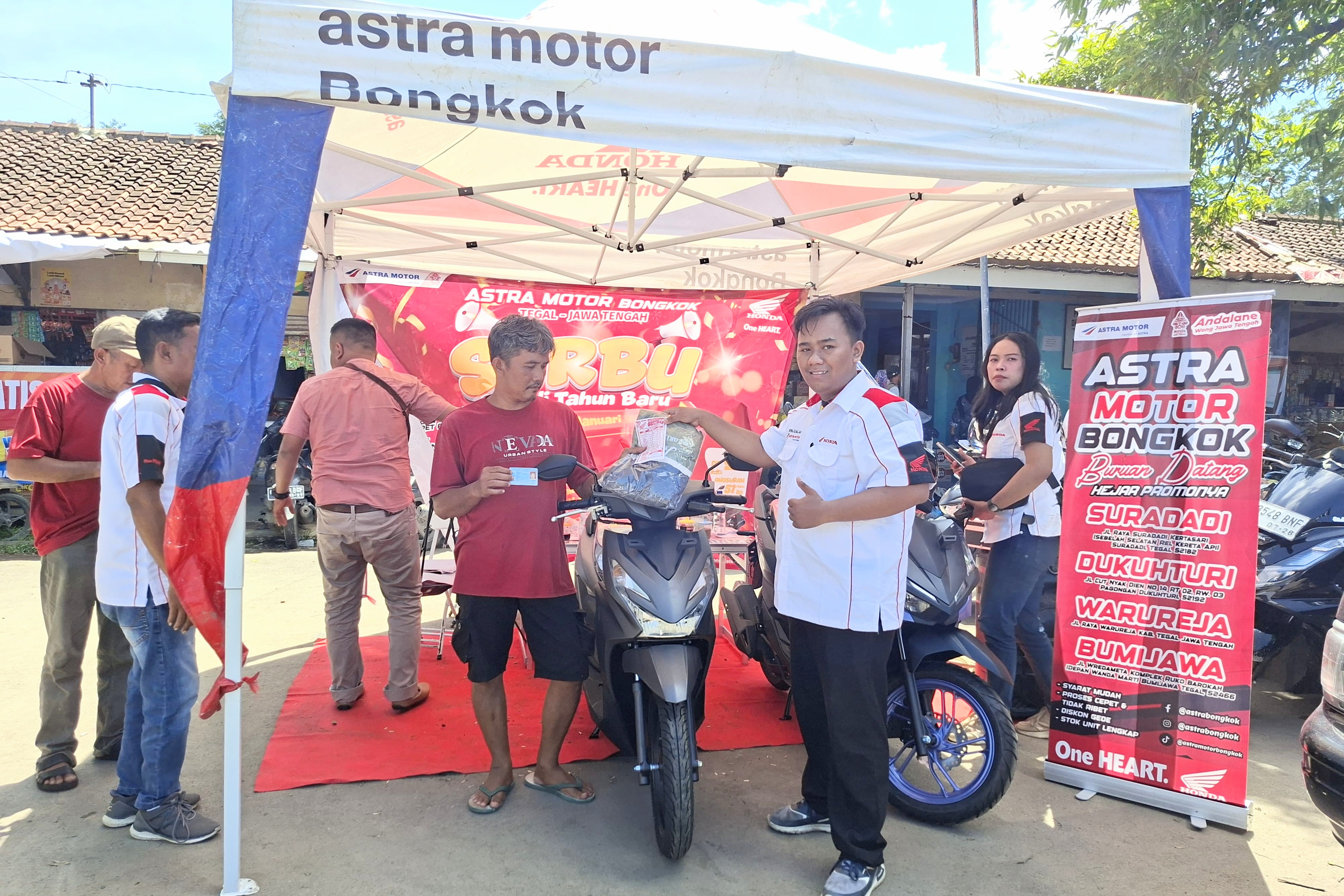 Grebeg Pasar Astra Motor Bongkok di-SERBU Konsumen, Ada Promo DP Murah Bawa Motor Baru