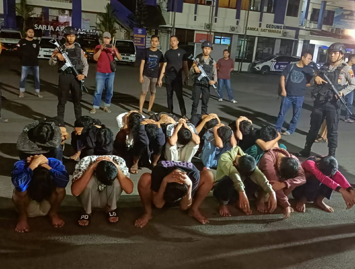Aksi Geng Motor di Cilacap Berujung Maut, 18 Terduga Pelaku Diringkus Polisi 