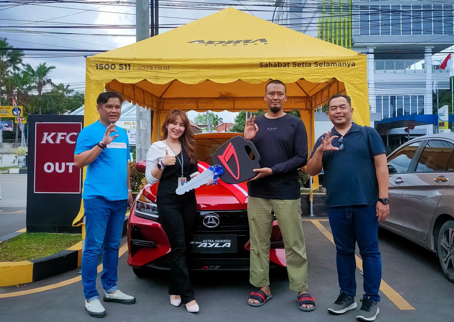 Warga Slawi Menang Hadiah Utama Program Gebyar Service Berhadiah Daihatsu, Raih 1 Unit New Ayla