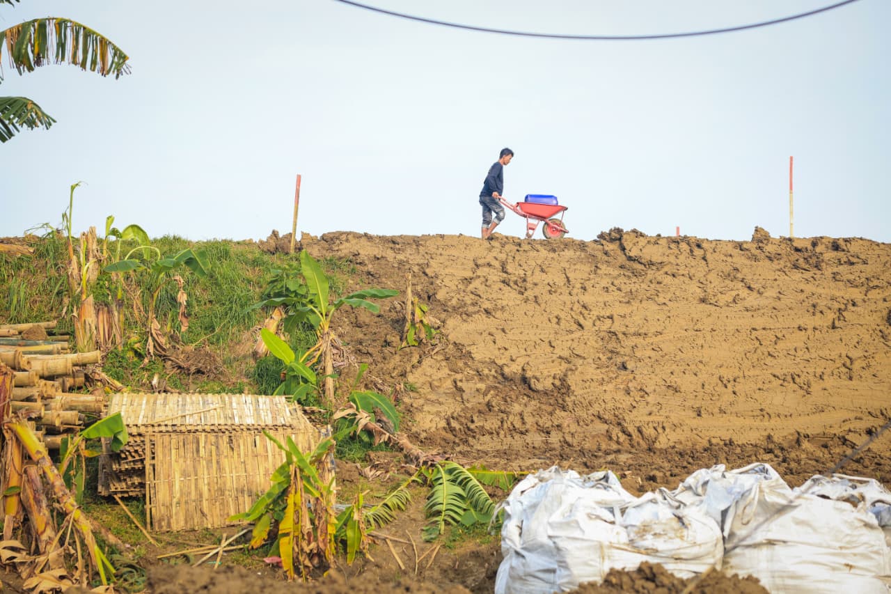 Tanggul Sungai Tuntang Grobogan Retak: Pemprov Jateng Instruksikan BBWS Percepat Perbaikan