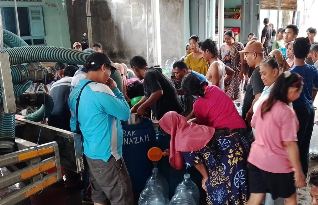 Krisis Air Bersih di Tegal, DPUPR Salurkan Bantuan
