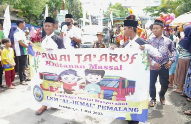 Sebanyak 60 Anak dari 4 Desa di Pemalang Dikhitan Massal