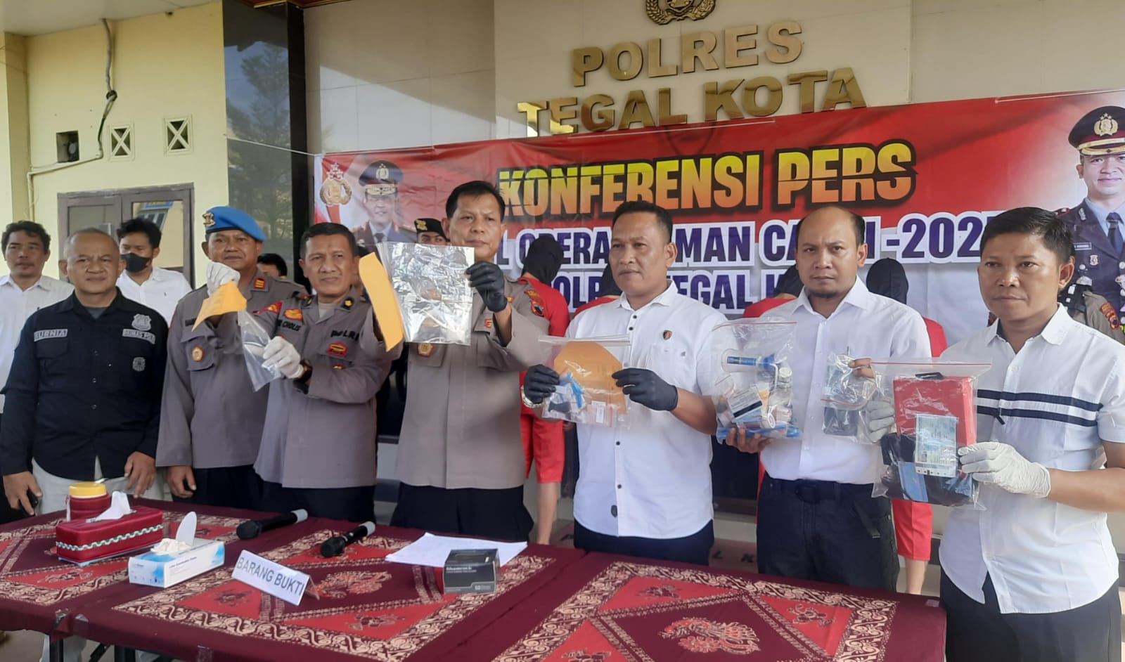 20 Hari Gelar Operasi, Polisi Lima Tersangka Kasus Peredaran Narkoba di Tegal, Seorang Diantaranya Perempuan