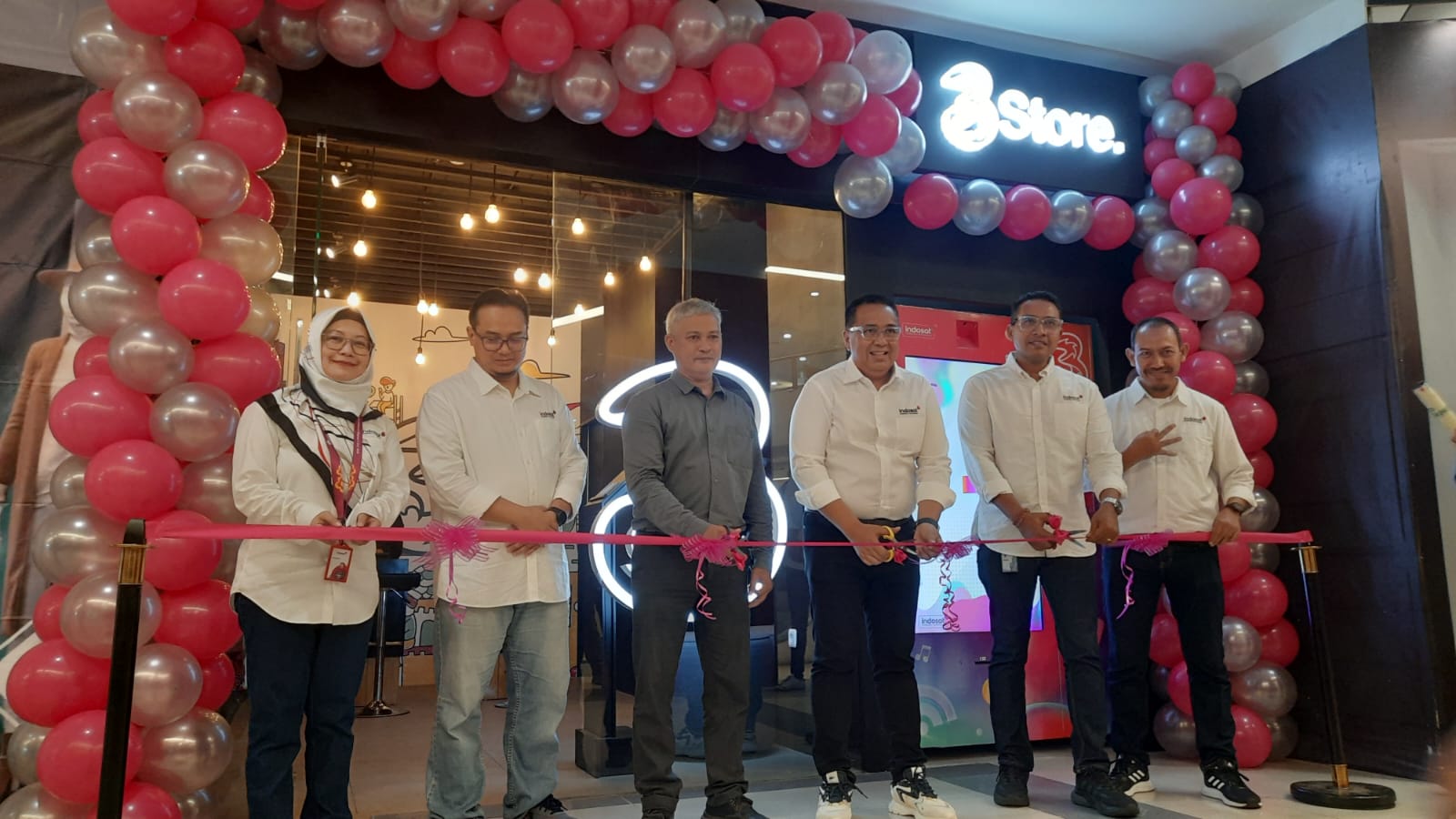 3Store Baru Hadir di Tegal dengan Konsep Digital, Siap Berikan Layanan Terbaik Bagi Pelanggan