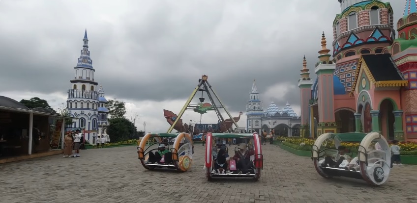 5 Spot Foto Replika Luar Negeri di Jawa Tengah Paling Ramai Dikunjungi