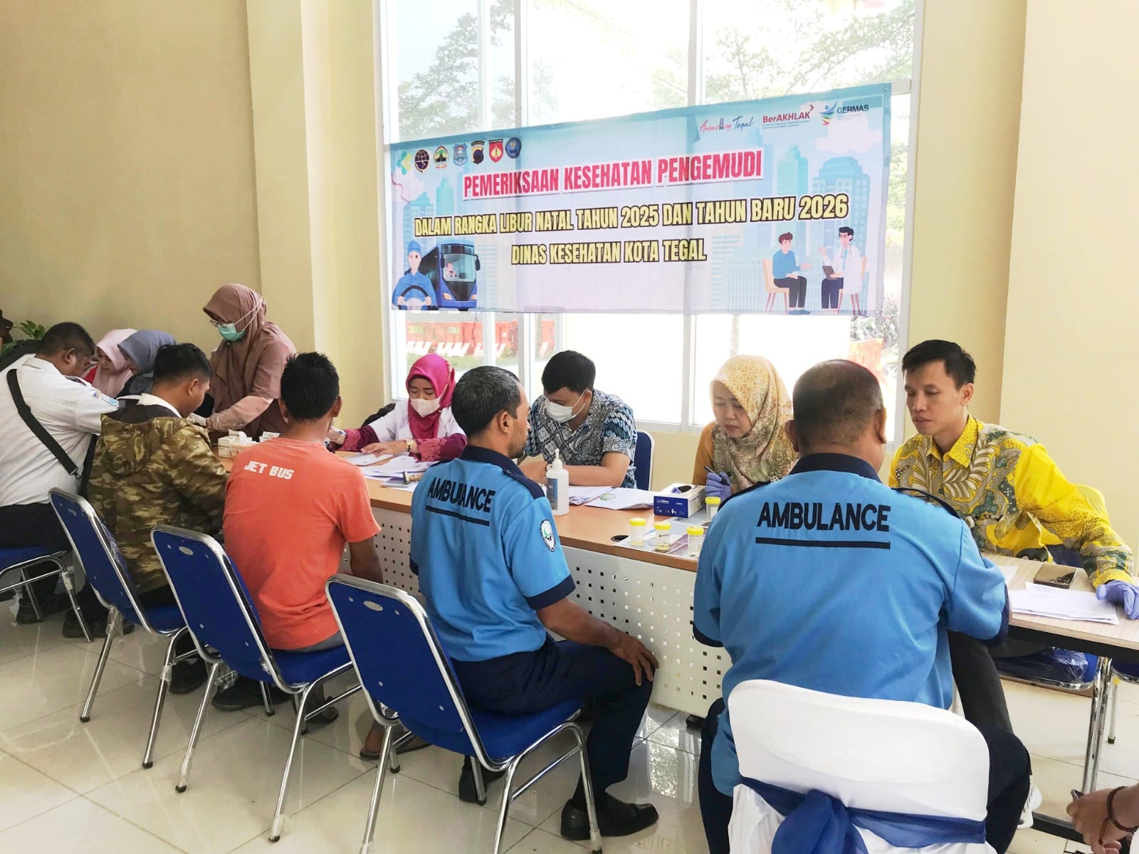 Cegah Kecelakaan, Pengemudi angkutan Natal dan Tahun Baru di Tegal Diperiksa Kesehatannya