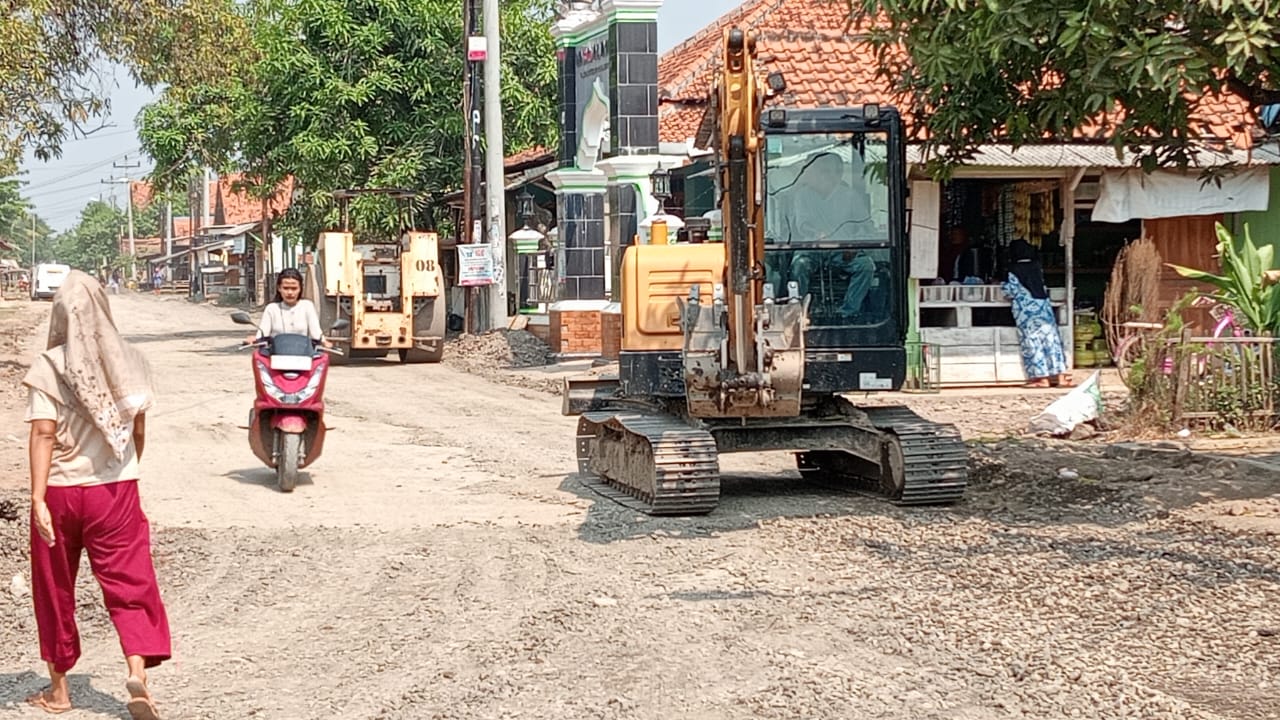 10 Titik Ruas Jalan di Kabupaten Brebes Mulai Diperbaiki, Ini Lokasinya