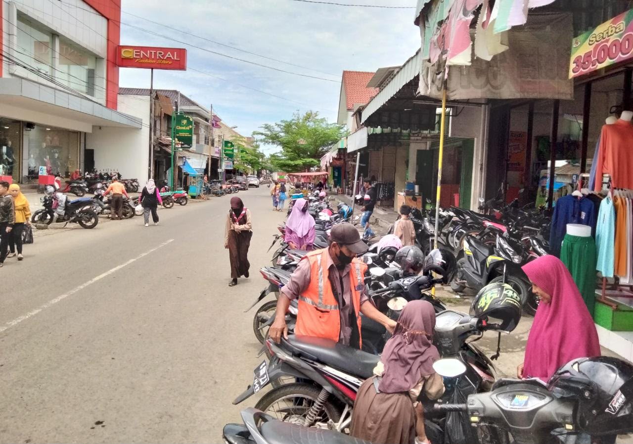 Sudah Tembus Rp1,55 Miliar, Retribusi Parkir di Brebes Terus Dikebut