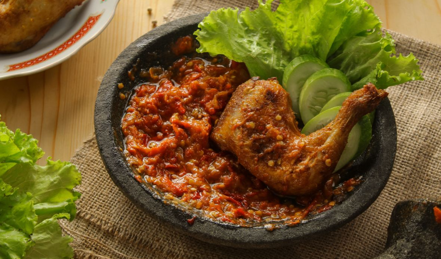 7 Rekomendasi Rumah Makan Enak dan Murah di Ngawi, Cocok untuk Keluarga!