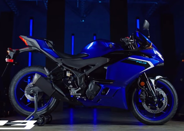 Punya Desain Baru, Yamaha R3 2025 Hadir dengan Beragam Peningkatan untuk Pecinta Motor Sport