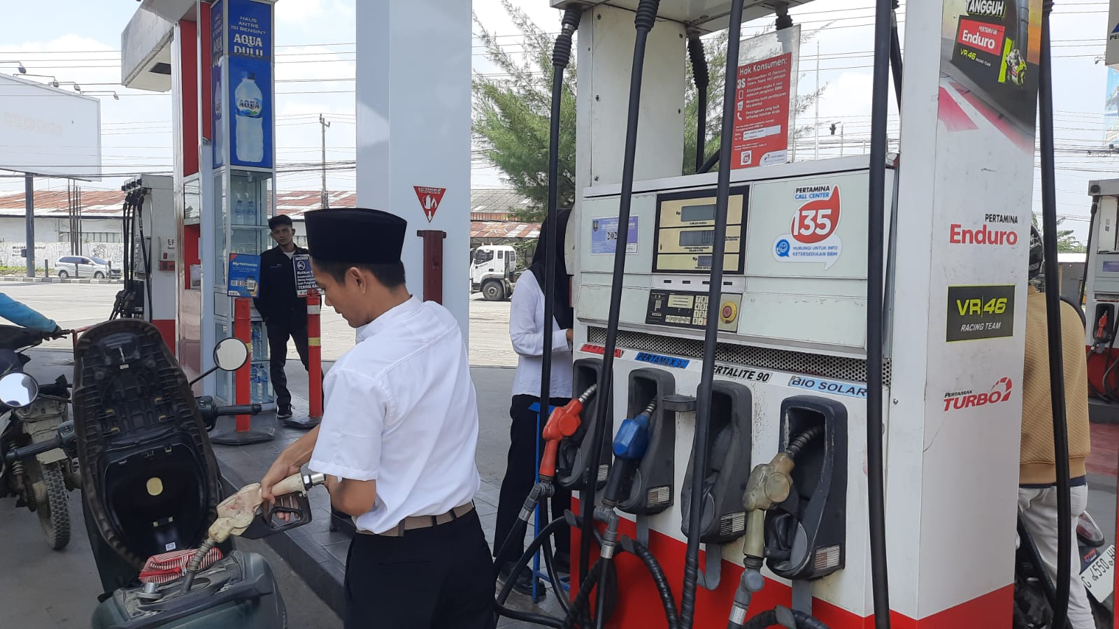 SPBU Muri Tegal Bantu Charge Energi Pemudik Sebelum Melanjutkan Perjalanan