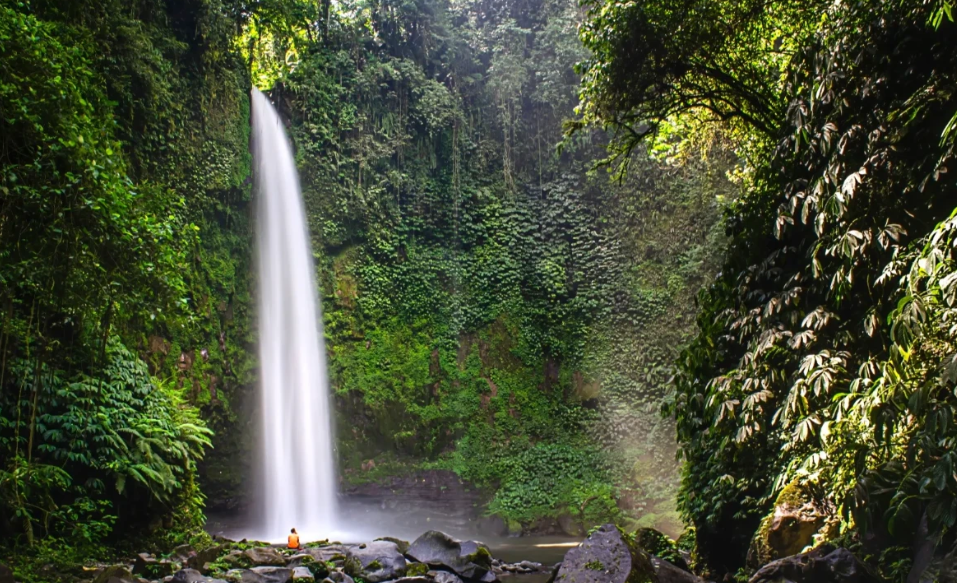 5 Wisata Air Terjun di Purwokerto yang Wajib Dikunjungi