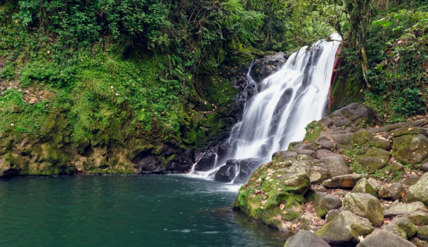 3 Curug Terindah di Tegal yang Banyak Spot Foto Menarik dan Instagramable