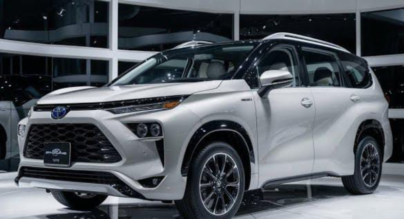 Toyota Avanza 2025 Facelift Tampil Lebih Gagah & Futuristik!