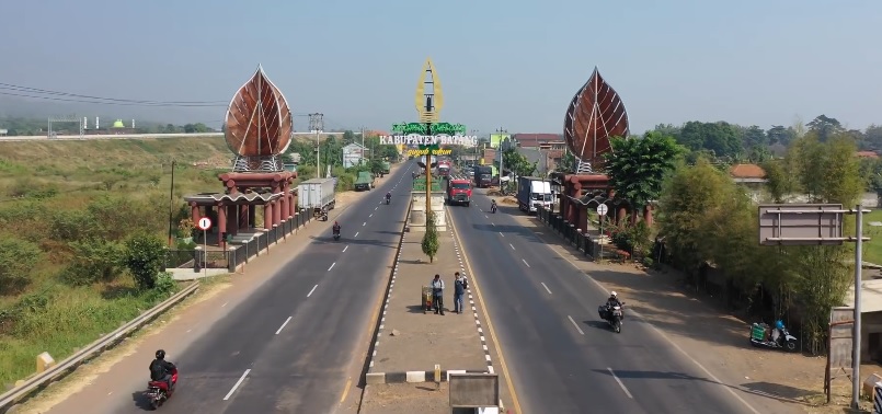 5 Hal Ikonik dan Unik tentang Batang yang Melekat Bertahun-tahun