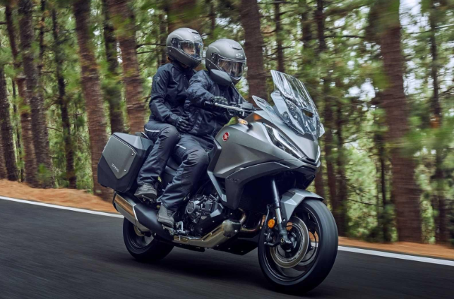 7 Motor Honda yang Irit untuk Liburan Jarak Jauh