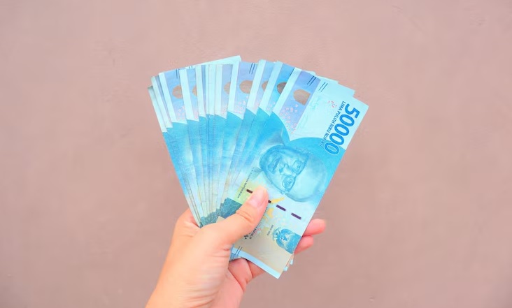 6 Pinjaman untuk Ibu Rumah Tangga Selain Pinjol, Bisa Ambil Rp10 Juta dan Ada yang Tanpa Bunga!