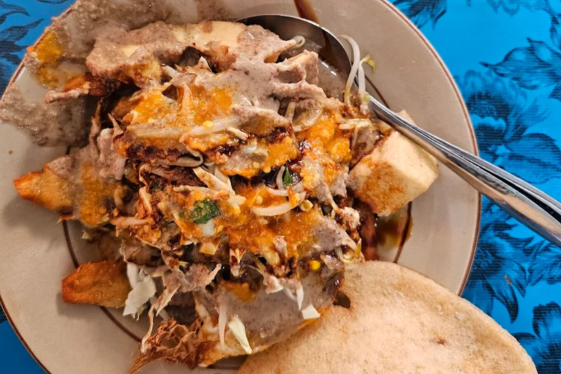 Lezat dan Legendaris! Ini 4 Kuliner Simpang Lima Semarang yang Tak Pernah Sepi Pengunjung