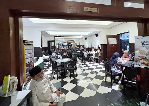 Wisata Kuliner Nostalgia di Semarang, 5 Tempat Makan Legendaris yang Masih Eksis