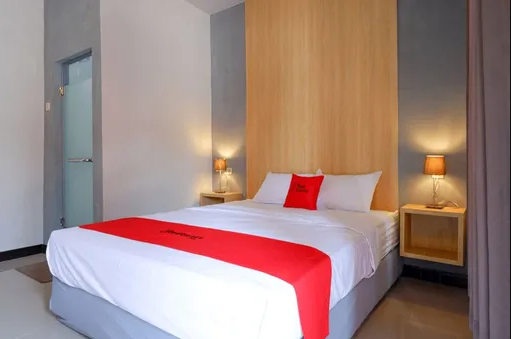Pilihan RedDoorz Syariah di Tegal yang Bikin Staycation Nyaman