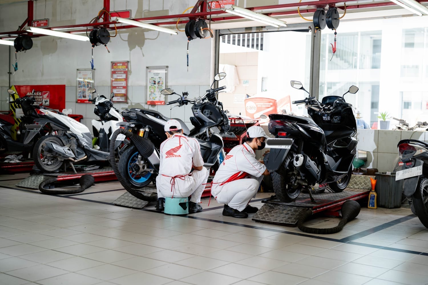 Mulai Sekarang Ganti Oli Motor Secara Berkala, Ini Resikonya Jika Sampai Telat