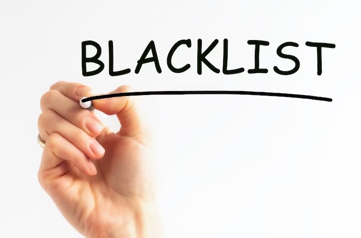 6 Hal yang Bisa Membuat Anda di Blacklist Pinjol, Nomor 5 Ini Paling Sering Dilakukan