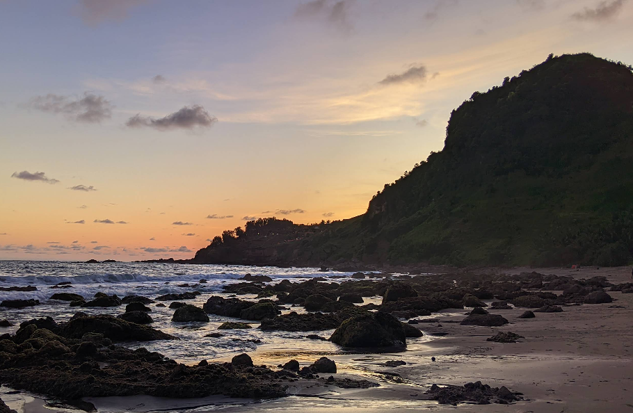 7 Pantai Eksotis di Kebumen yang Dijuluki Santorini Jawa