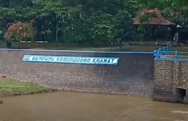 Debit Air Bendungan Kedungdowo Kramat Semakin Turun, Persawahan di Batang Mulai Kekeringan