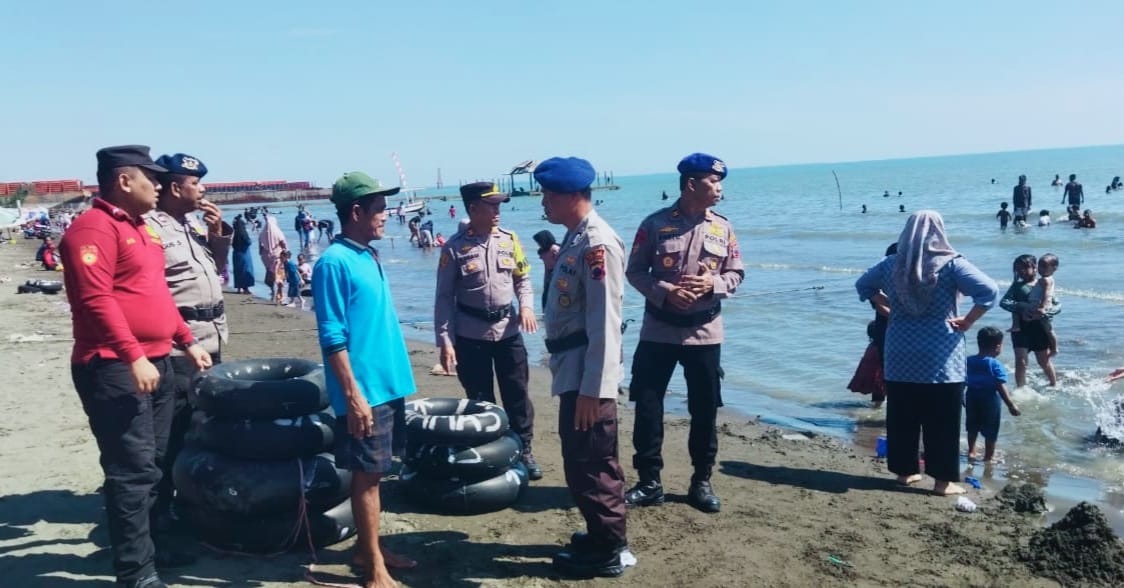 Obyek Wisata Pantai di Tegal Dipadati Pengunjung saat Long Weekend Iduladha, Polisi Lakukan Hal Ini