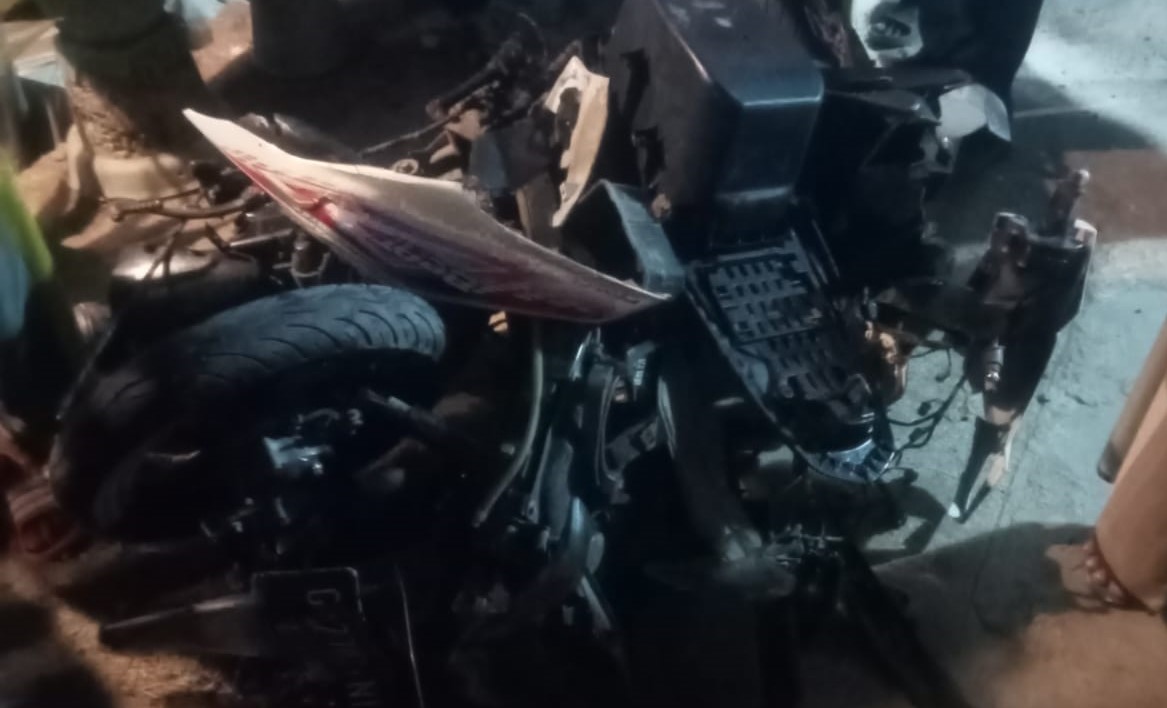 Honda Beat Ringsek, Pengendara di Brebes Meninggal Dunia usai Tertabrak Kereta Api Matarmaja 