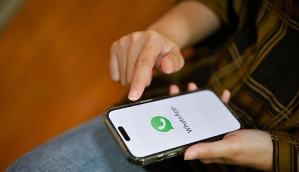 Hukum Menyindir Teman Lewat Status WA saat Puasa, Jangan Sampai Hal Sepele Bikin Ibadahmu Terganggu