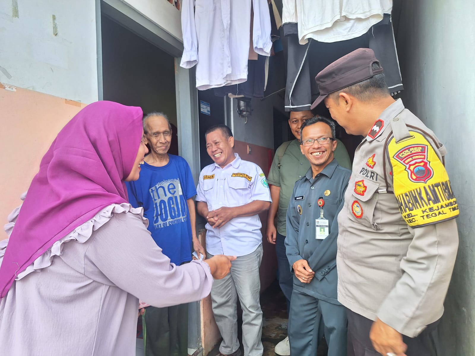 Tak Punya Rumah, Hidup Djunaedi, Penderita Glaukoma di Tegal, Memprihatinkan